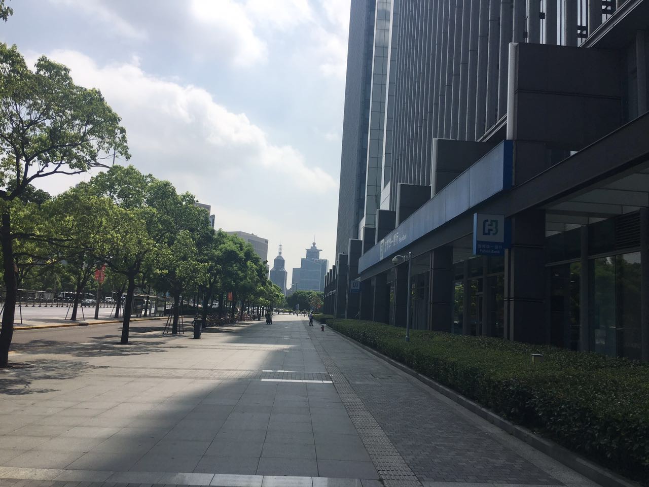 东方金融广场