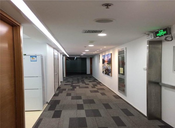 陆家嘴富汇大厦