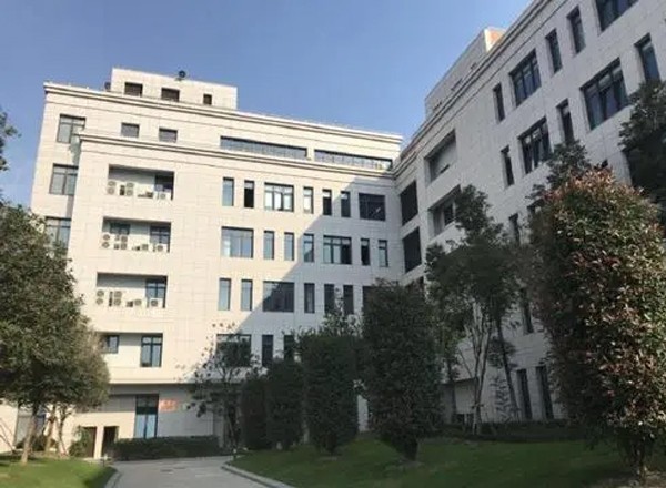 22"蕾特商务中心:浦江性价比高办公楼招租"