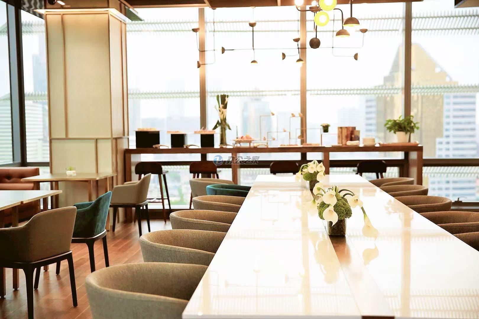 陆家嘴金融广场