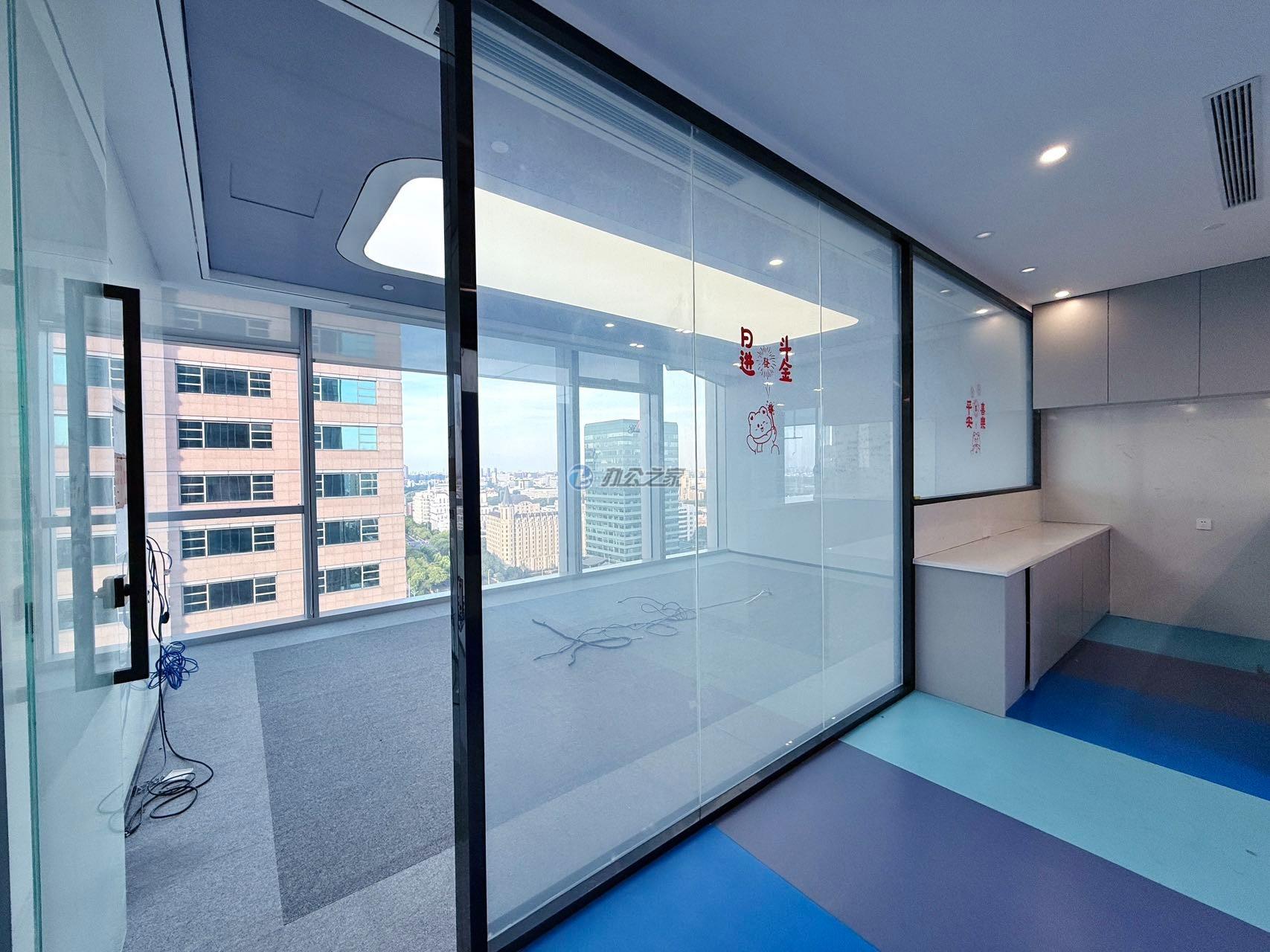 上海国际财富中心